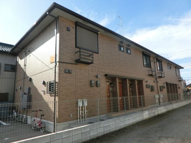 建物外観　2015年4月築のお洒落な外観です。