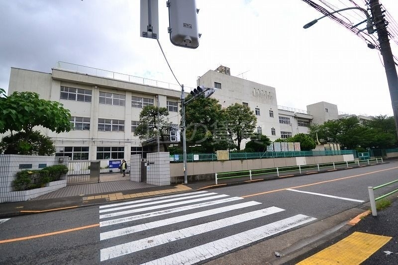 小学校　萩中小学校（小学校）まで374m