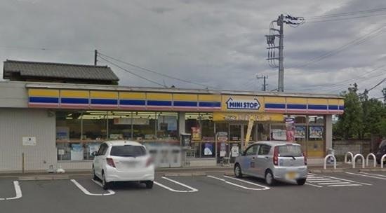 コンビニ　ミニストップ 木更津朝日店（コンビニ）まで382m