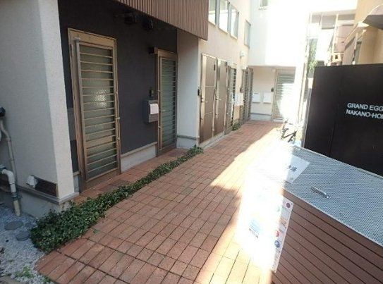 エントランス　毎日通るエントランス♪