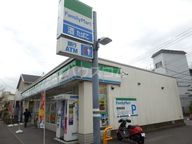 コンビニ　ファミリーマート永田東一丁目店（コンビニ）まで212m