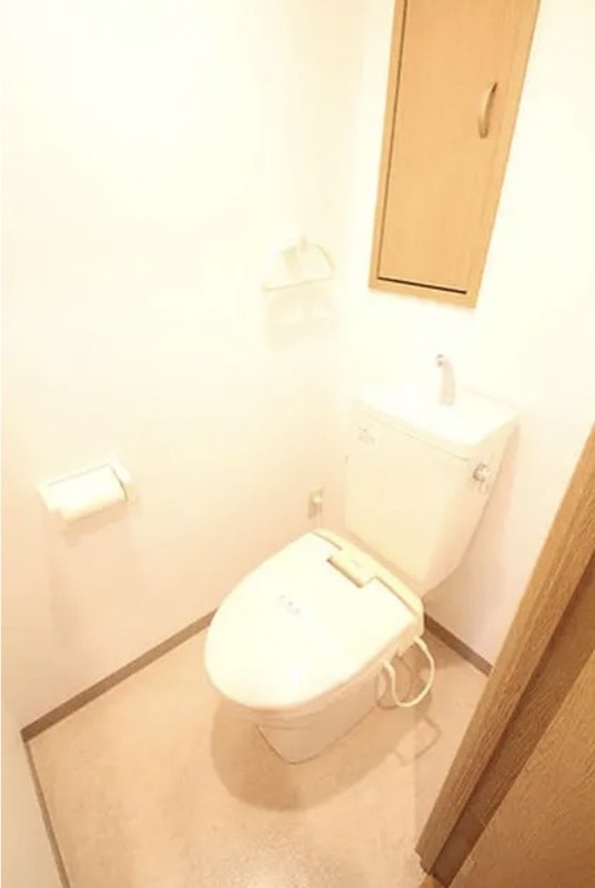 アークハイツ上永谷のトイレ写真