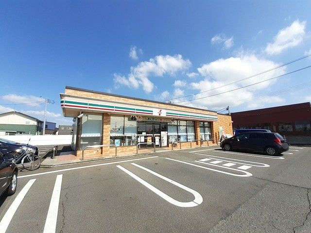 コンビニ　セブンイレブン五泉寺沢店（コンビニ）まで260m