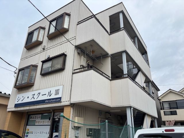 STビル