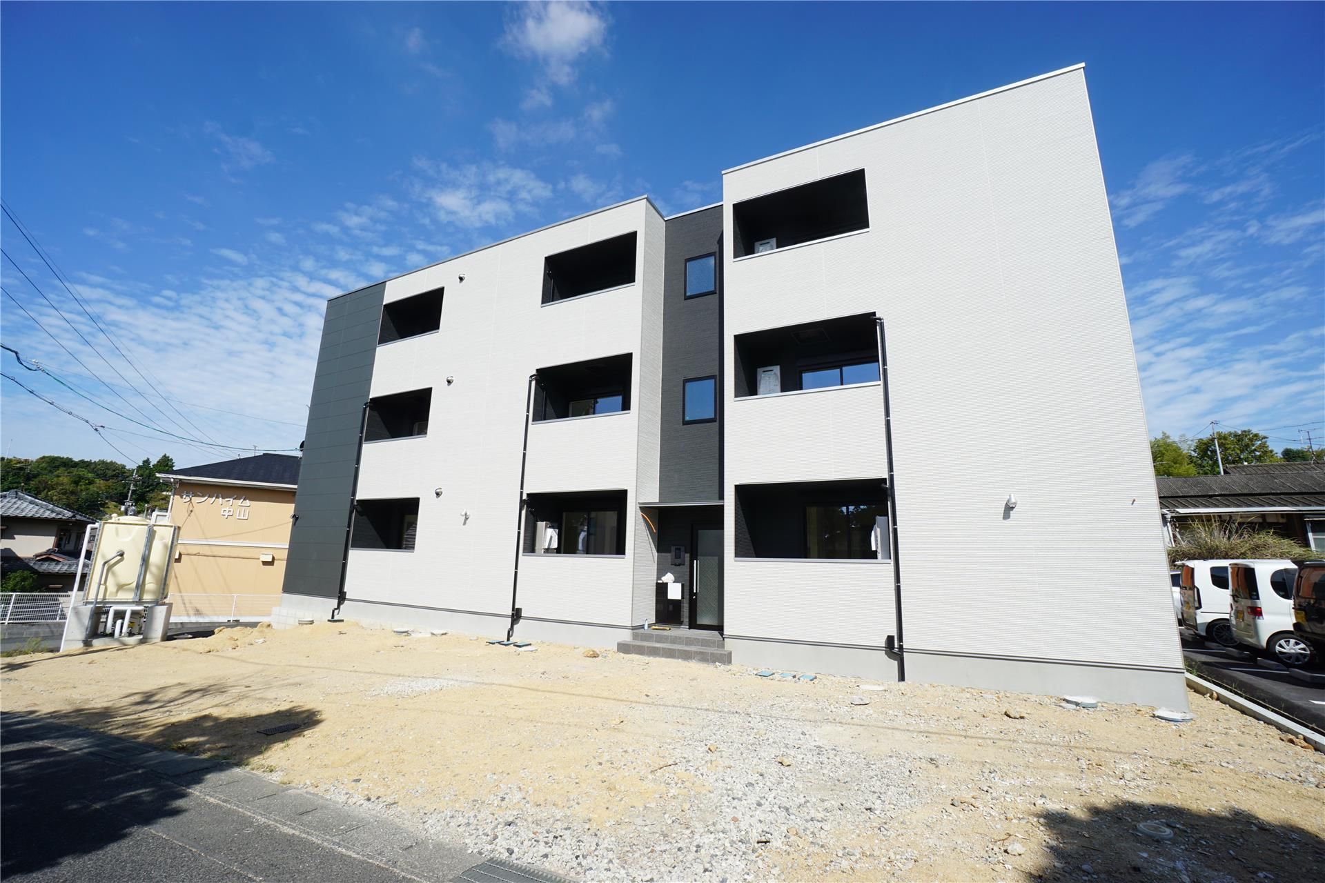 ground skの外観写真