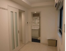 東急田園都市線 用賀駅 徒歩8分 4階建 築9年の居間写真