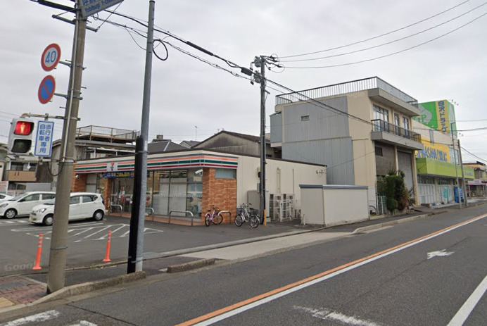 コンビニ　セブンイレブン 名古屋呼続1丁目店（コンビニ）まで258m