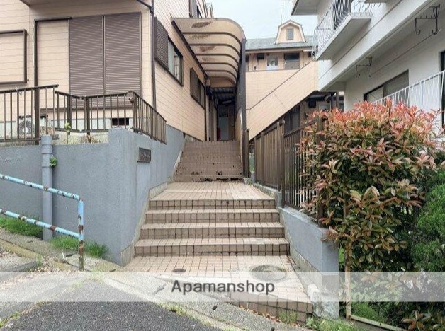 ＪＲ横須賀線 戸塚駅 徒歩9分 2階建 築40年の外観写真