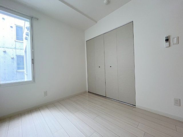 その他　※写真は別号室です。