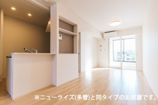フェリス バリオの居間写真