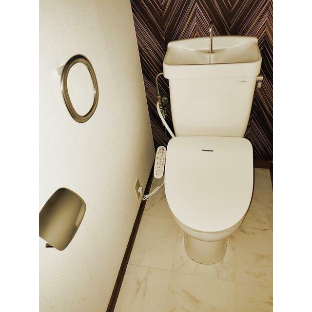 秦野市尾尻アパートのトイレ写真