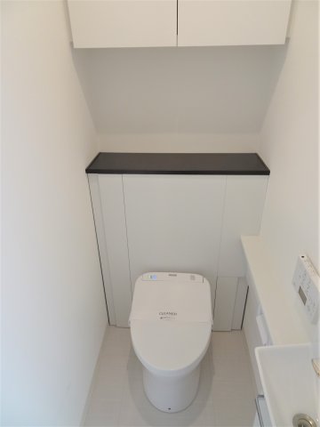 トイレ　※別部屋の参考写真です。