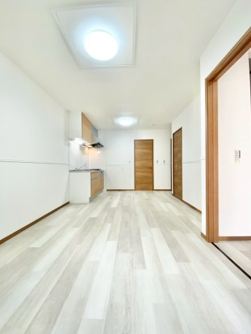 MAISONETTE LAND 栄 Bの居間写真