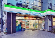 コンビニ　ファミリーマート 江戸川橋駅西店（コンビニ）まで91m