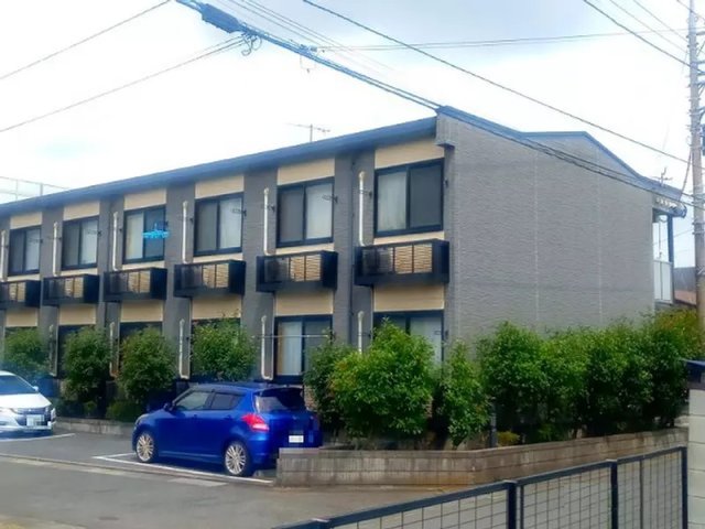 海老名市中野のアパートの建物外観