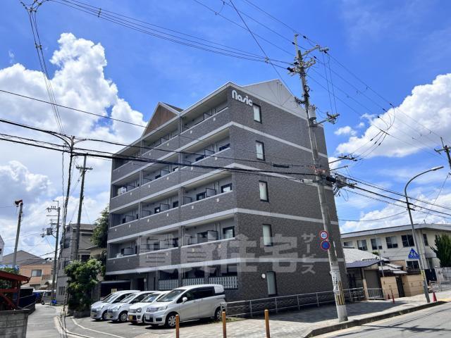 京都市伏見区竹田桶ノ井町のマンションの建物外観