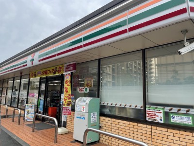 【横浜市港北区箕輪町のマンションのコンビニ】