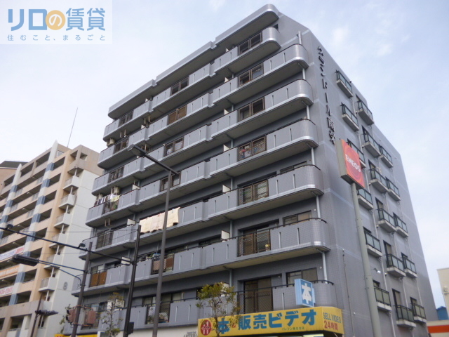 【大阪市東住吉区湯里のマンションの建物外観】