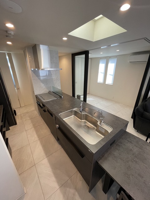 キッチン　★ＬＩＸＩＬリシェルＳＩ　60 幅ミーレの食洗器付きです★