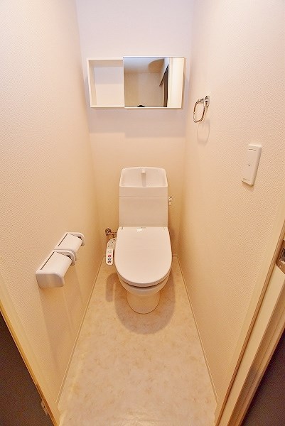 トイレ　★温水洗浄便座トイレ★