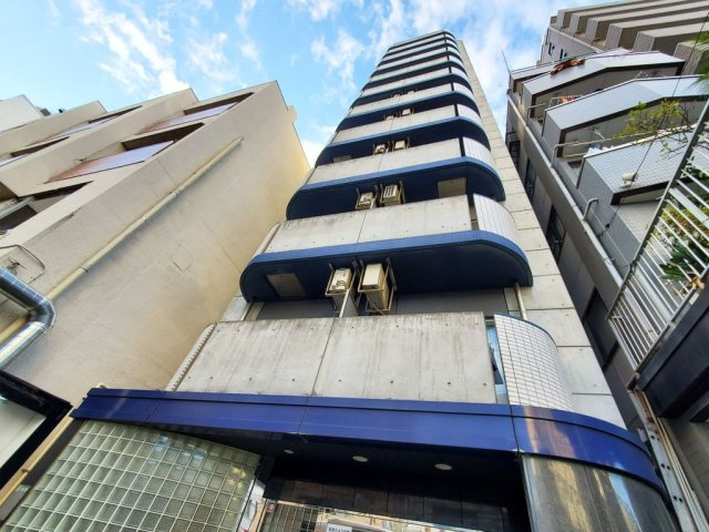 東京都文京区千駄木３（マンション）の賃貸物件の外観