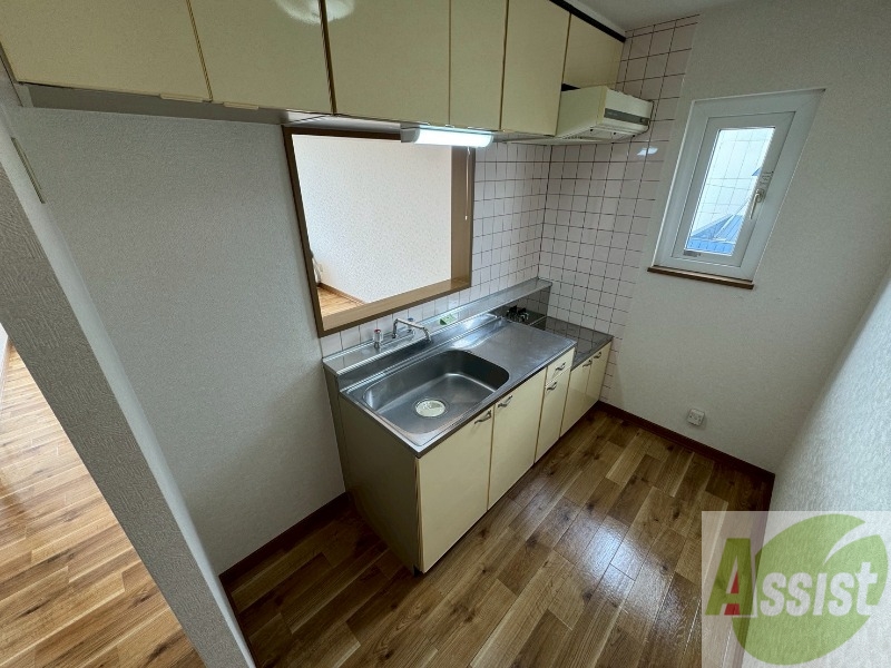 キッチン　キッチンはスペースも広々していて使いやすそうですよ！