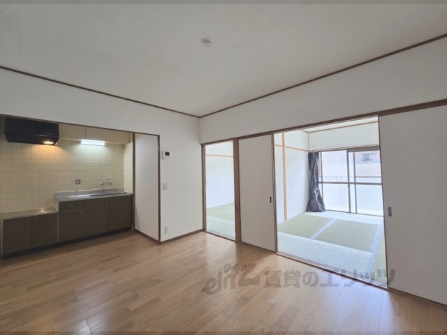 居室・リビング　リビング