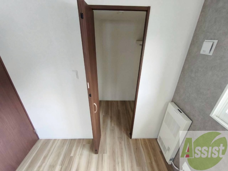 収納　洋室にはクローゼットがあるのですっきり片付きそうです。