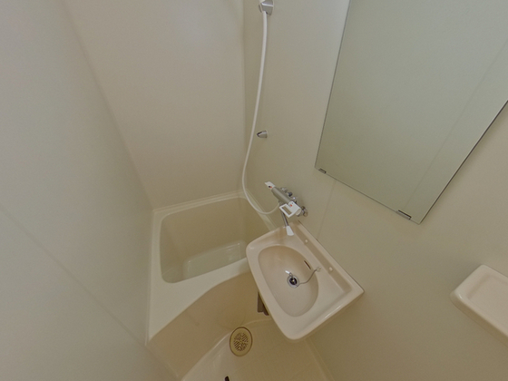 バス・シャワールーム　※他部屋の写真です。