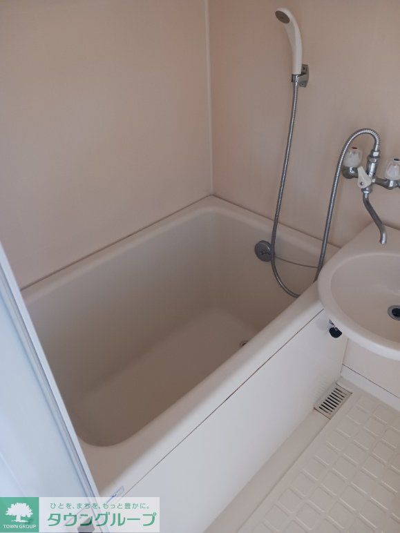 バス・シャワールーム　バス