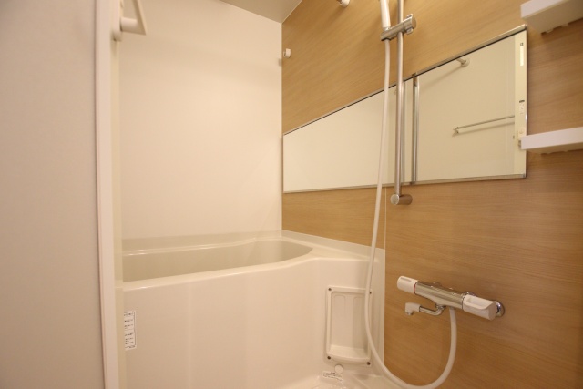 バス・シャワールーム　※別室の参考写真の為、現況優先です。