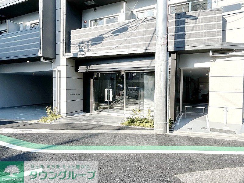 エントランス　部屋探しは株式会社　タウンハウジング　までお気軽にお問合せ…