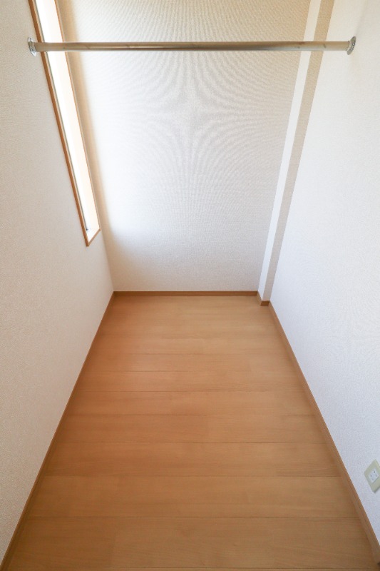 収納　図面と現状に相違がある場合には現状を優先