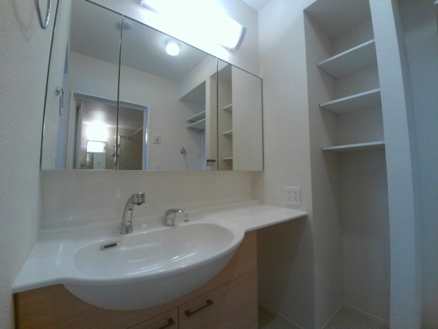 洗面設備　洗髪洗面化粧台