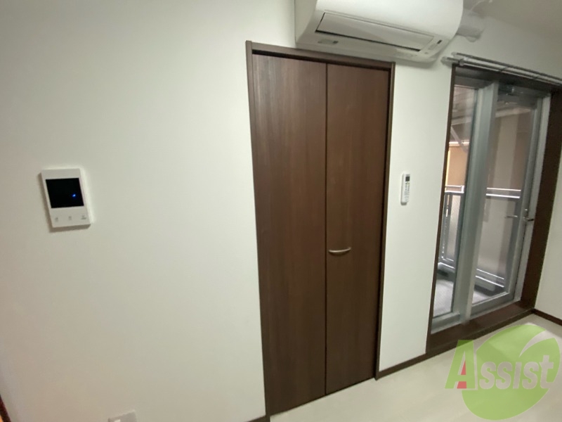 収納　収納はこちら。中の様子が気になりますね。。