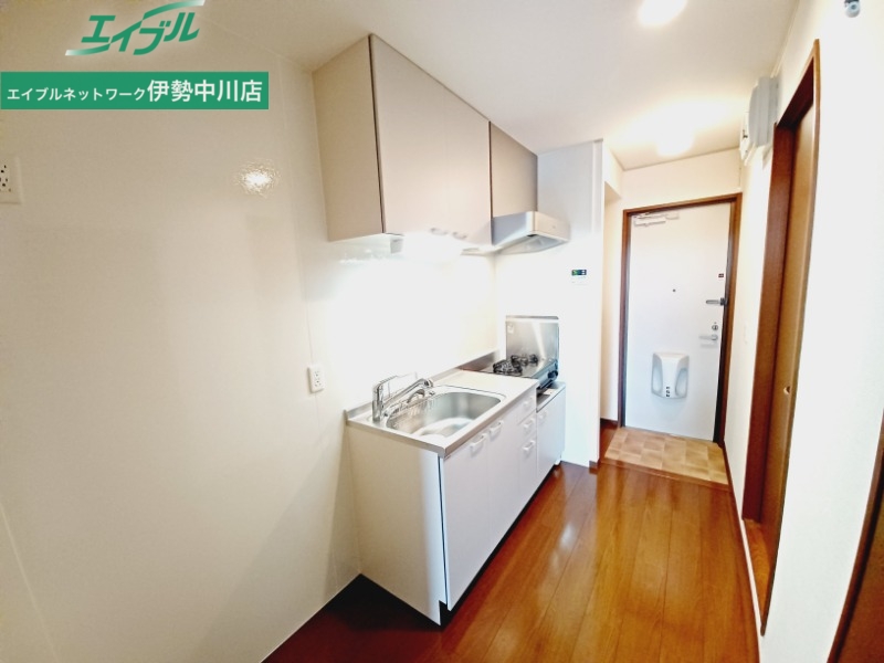 キッチン　同タイプの部屋写真です