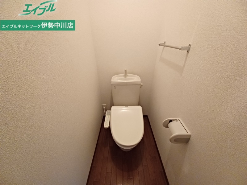 トイレ　同タイプの部屋写真です