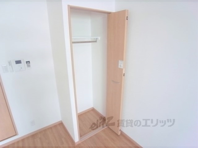 収納　※同シリーズの別室内写真となります。