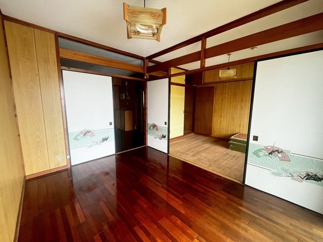 居室・リビング　※別部屋の写真です　現状優先になります