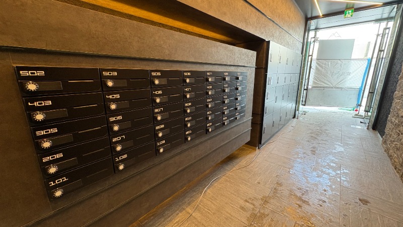 エントランス　集合ポスト