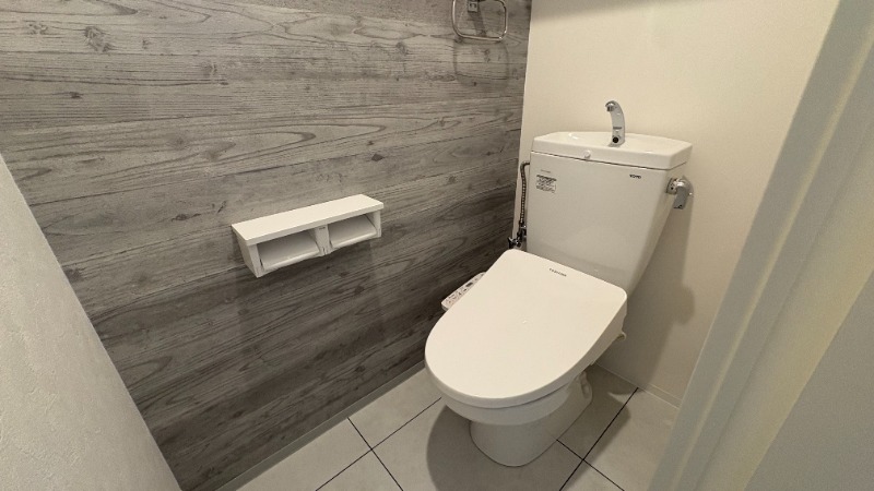 トイレ　ウォシュレット付きトイレ