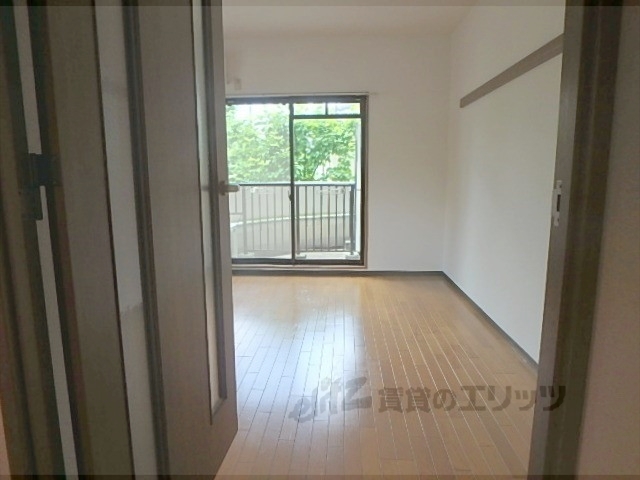 居室・リビング　居室