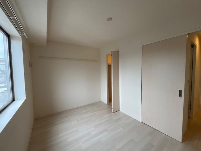 その他部屋・スペース　洋室5.6帖