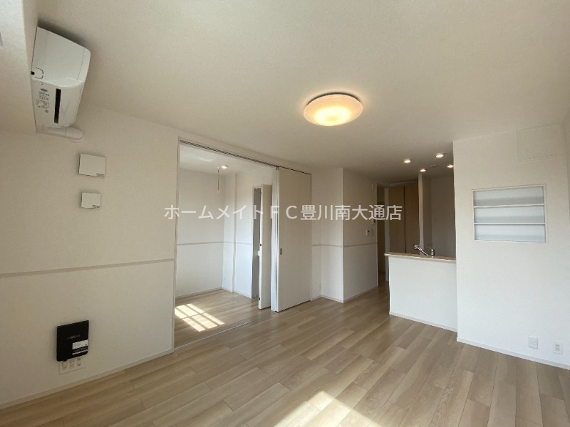 居室・リビング　同型完成モデル