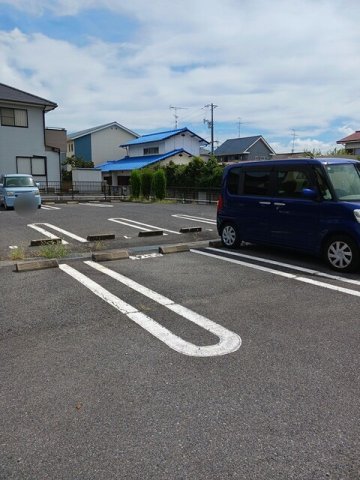 駐車場　駐車場完備です