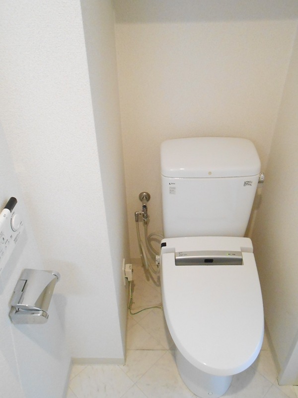 トイレ　※同物件別階数同タイプ部屋