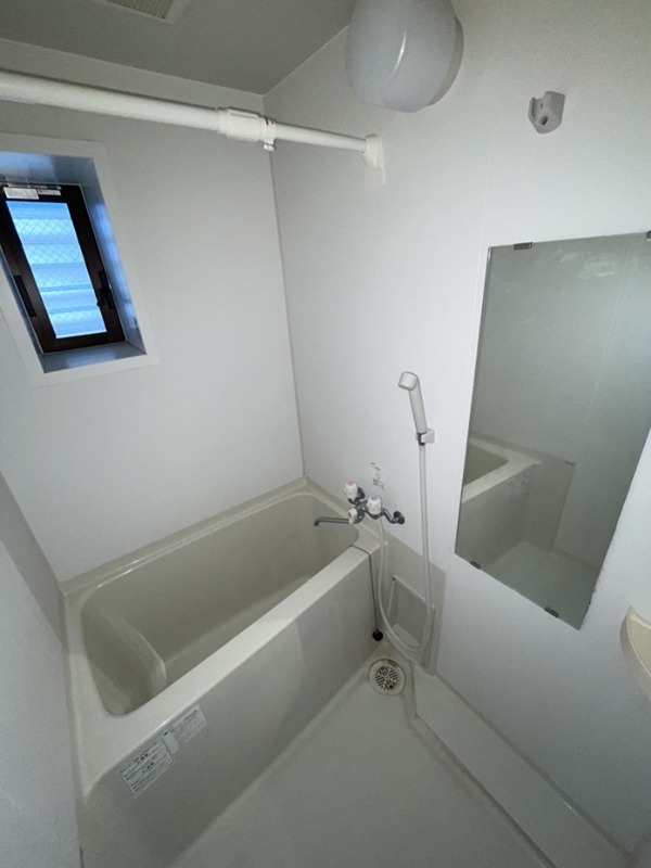 バス・シャワールーム　中部屋参考