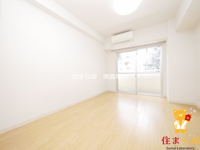 居室・リビング　「“合う暮らし”を、LINEで一緒に描こう。」