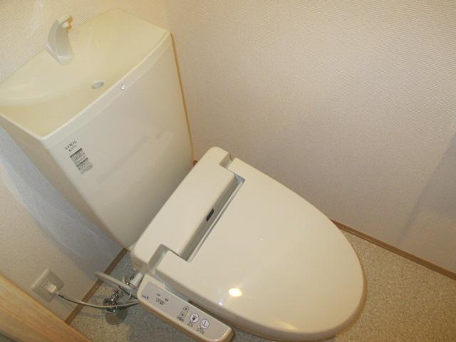 居室・リビング　トイレ