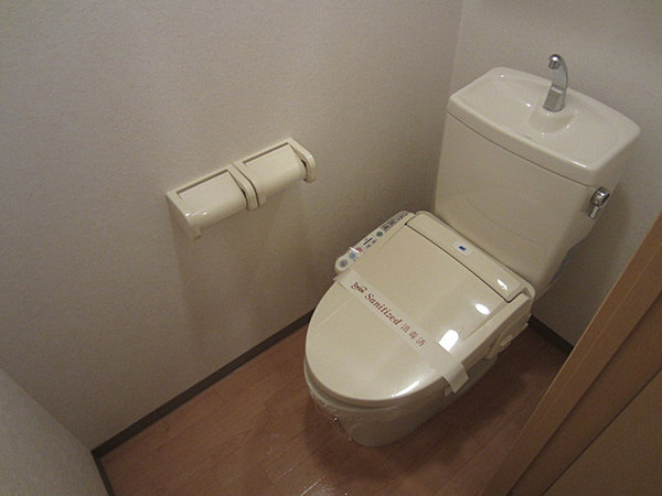 トイレ　コンパクトで使いやすいトイレです